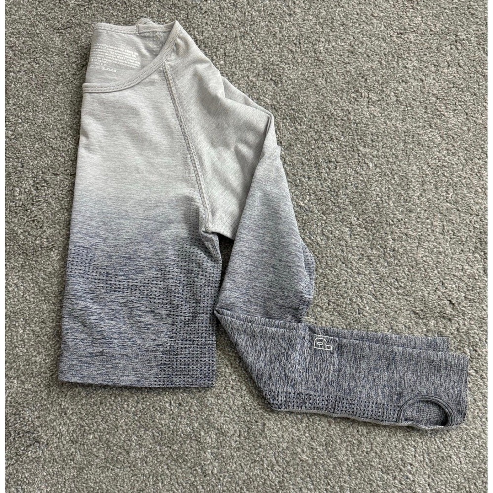 PINK Victoria's Secret Gray Ombre Seamless Long Sleeve Gym Top Thumbholes M